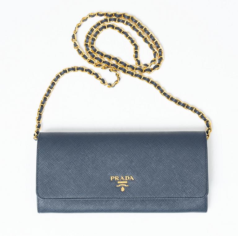 Prada, wallet on chain, 2016.