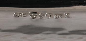 CIGARRSKRIN, silver, GAB, Stockholm 1928. Totalvikt 1200 gram.