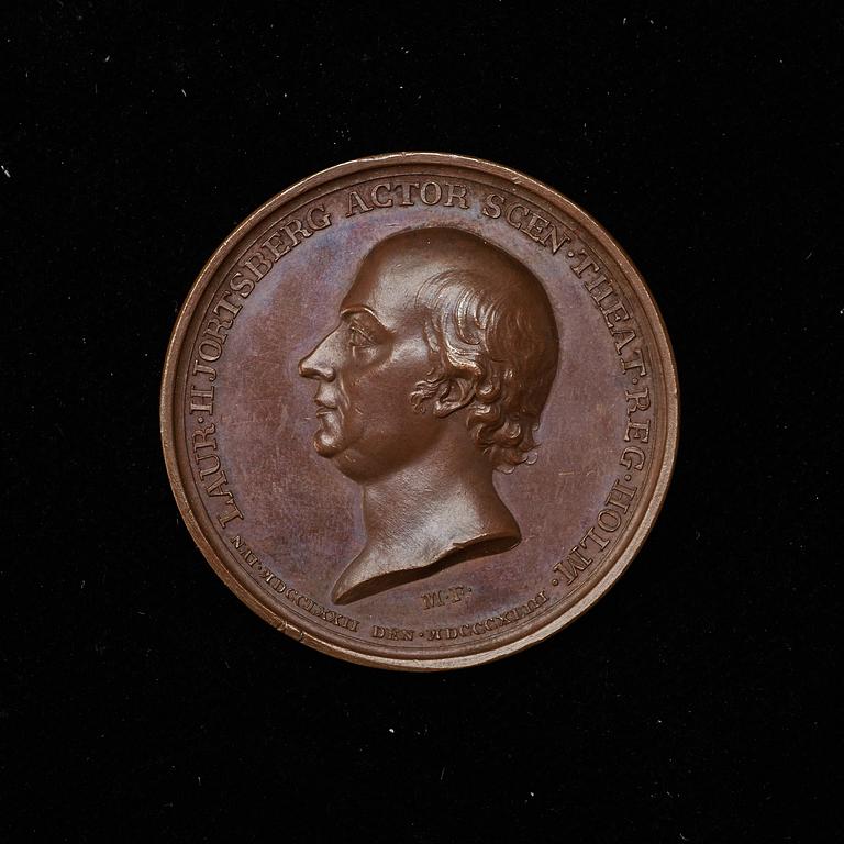 MEDALJER, 11 st. Samt diverse MYNT:.