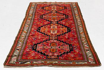 Gallerimatta, antik Karabagh, södra Kaukasus, ca 292 x 124 cm.