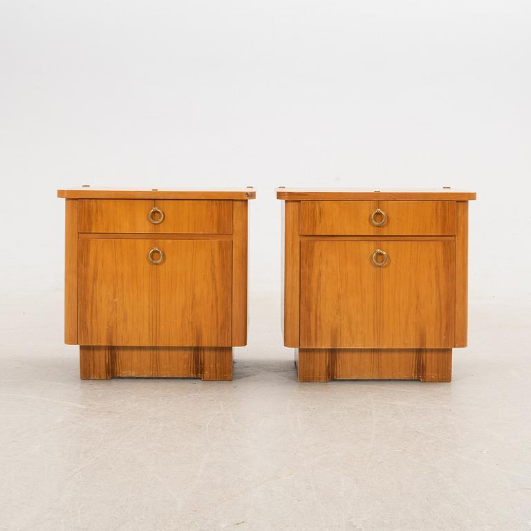 Sängbord, ett par, 1900-talets mitt.