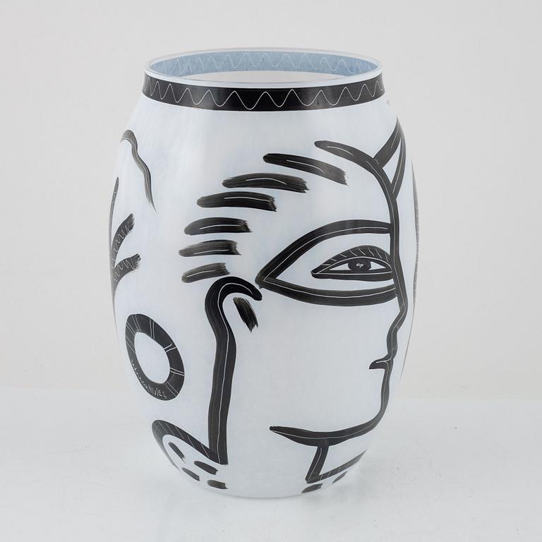 Ulrica Hydman-Vallien, vas, "Caramba", Kosta Boda Artist Collection.