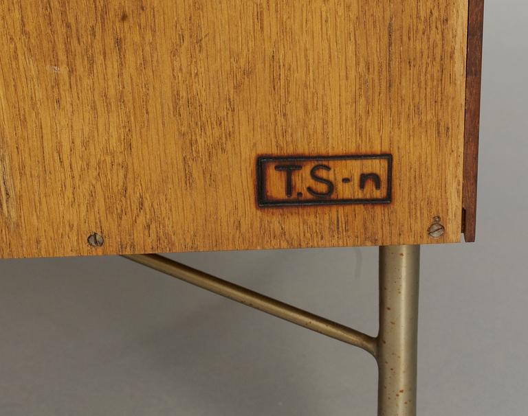 An Arne Vodder palisander chest of drawers, Denmark 1950's-60's.
