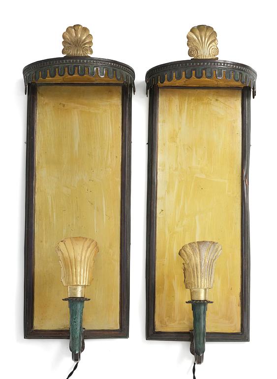 A pair of Swedish Grace wall lamps, 1920s-30s.