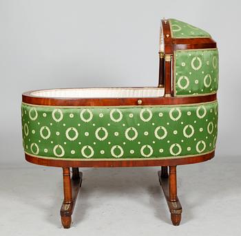 BARNSÄNG, empire, 1800-talets första hälft.