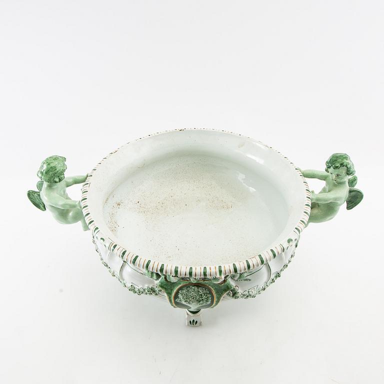 Terrin med lock och fat Louis XV-stil 1900-talets första hälft.