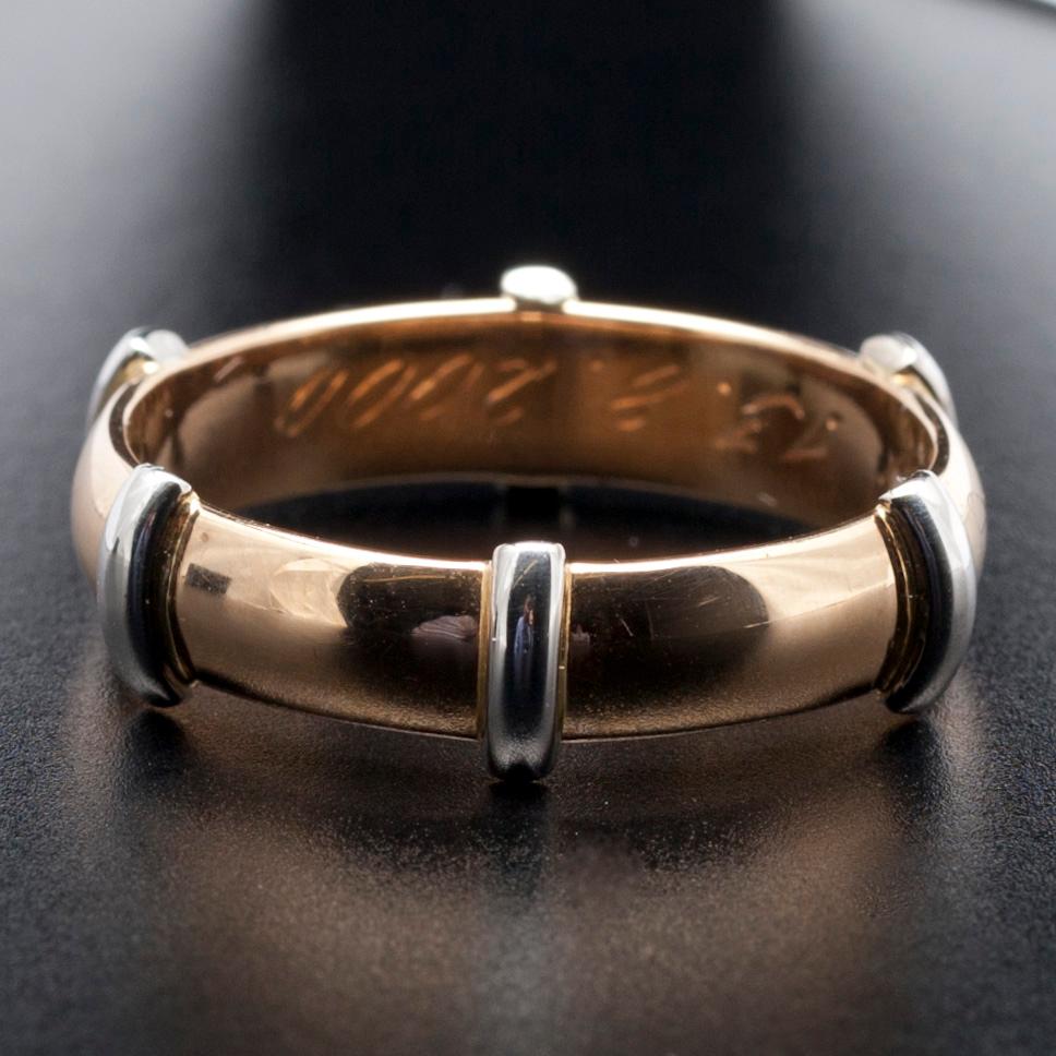 RING, tvåfärgat guld 14K, Petri Ruusunen, Åbo 2000. Vikt 5,5 g.