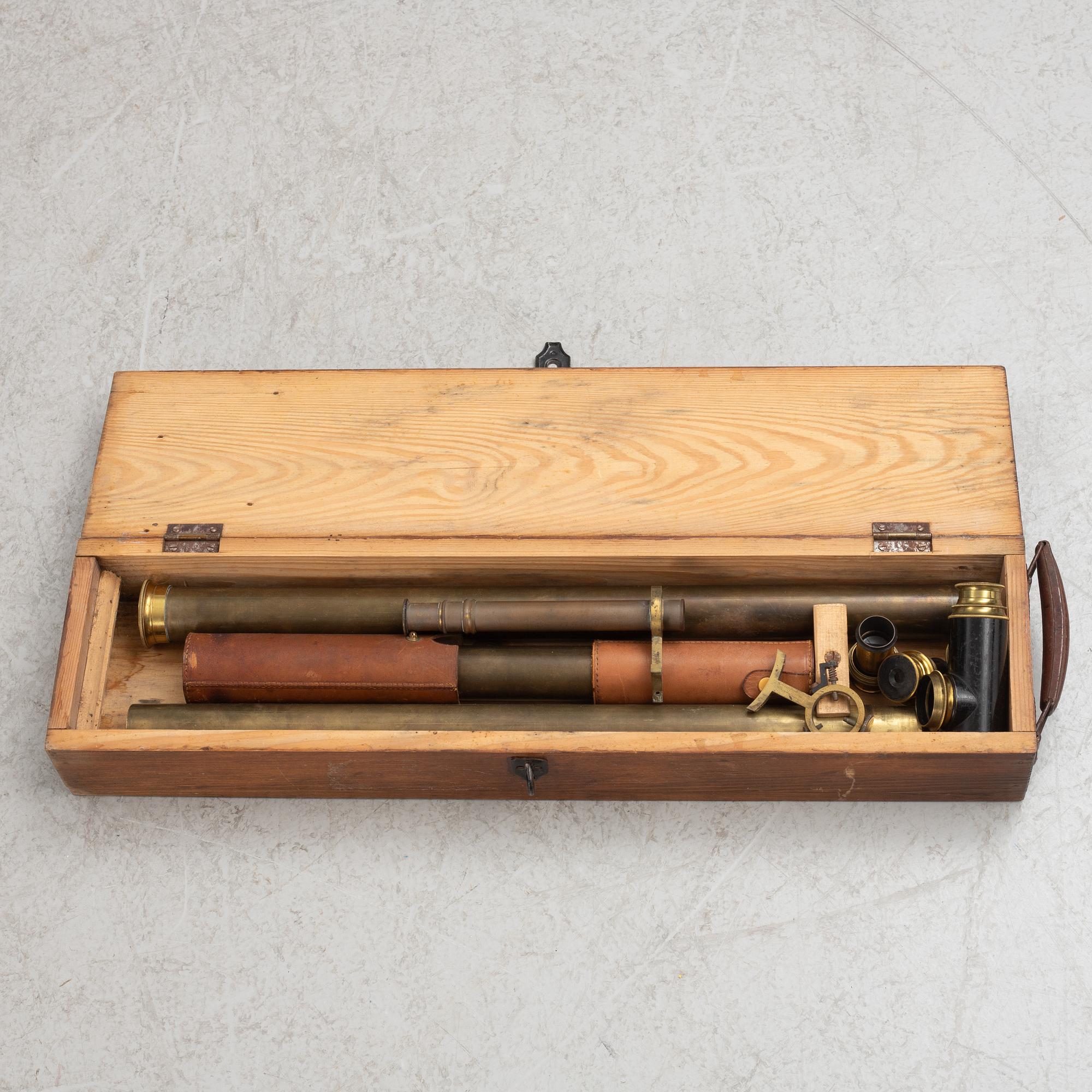 Telescope/star-gazer, A. Bardou, Paris, turn of the 20th century.