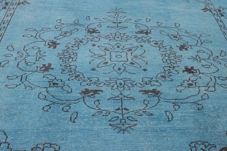 Matta, orientalisk, vintage design, ca. 364 x 265 cm.