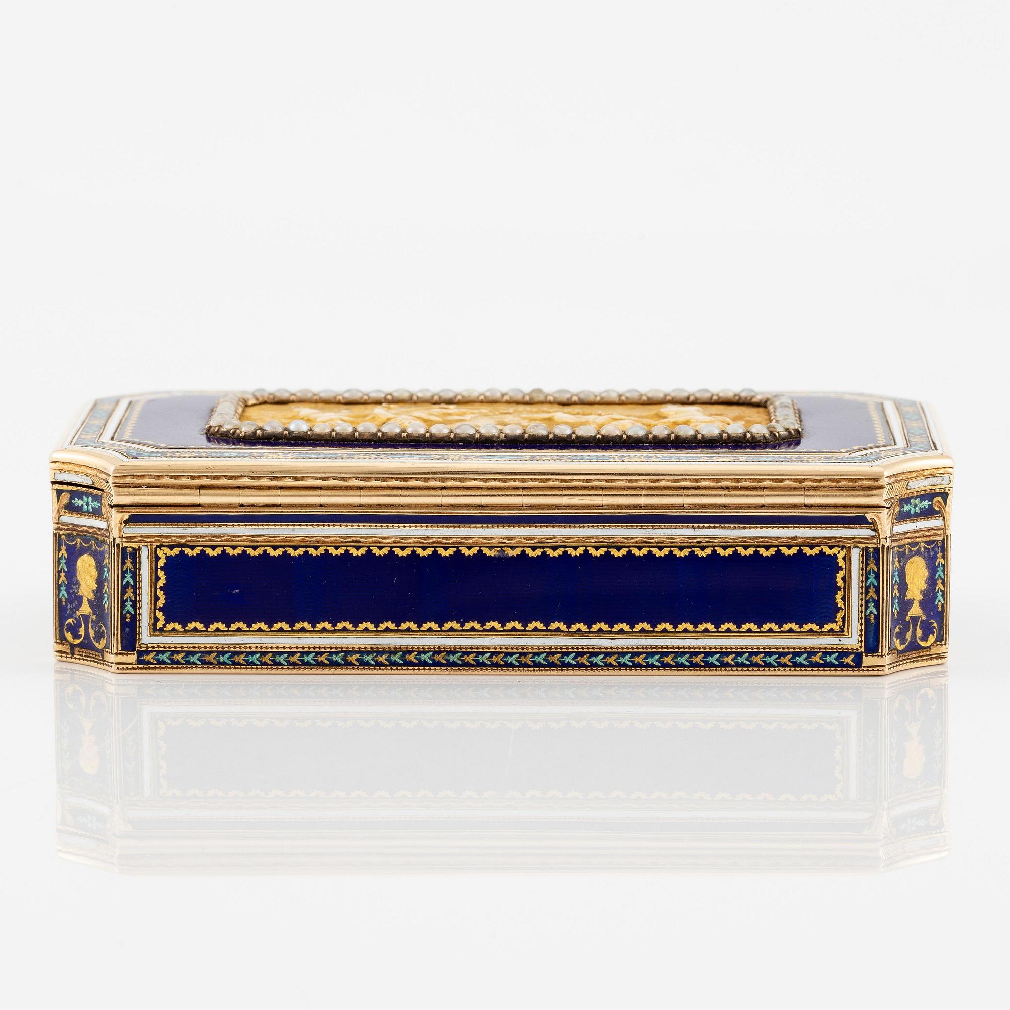 An probably early 19th century Hanau gold and royal blue enamel box with pearls.