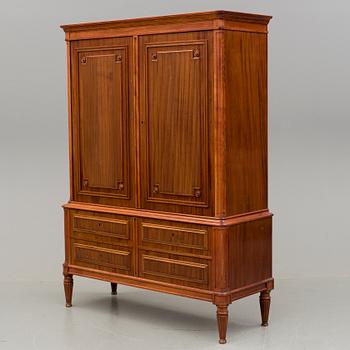 SKÅP, gustaviansk stil, 1900-talets slut.