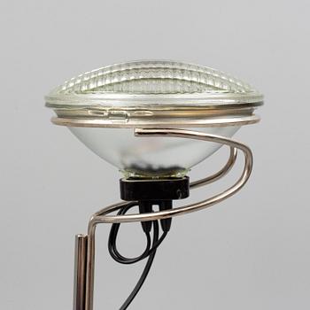 ACHILLE & PIER GIACOMO CASTIGLIONI, golvlampa/uplight, "Toio",  för Flos, Italien, 1900-talets andra hälft.