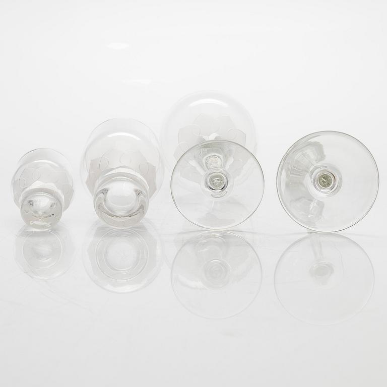 Richard Latham & Björn Wiinblad, glasservis, 40 delar, "Lotus", Rosenthal.
