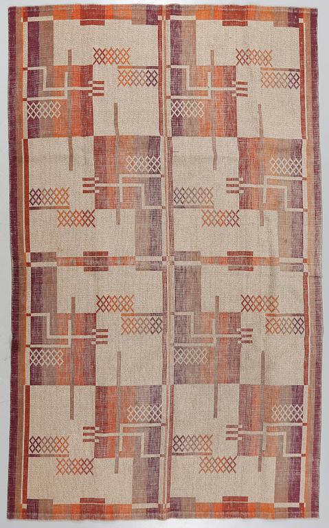 An art deco rug, second quarter of the 20th century, ca 300 x 194 cm.