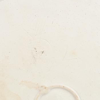 Stig Lindberg, a stoneware dish, Gustavsberg studio, Sweden 1977.