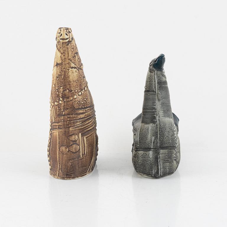 Bertil Vallien, figurines, a pair, from the "Terra" series, Rörstrand, Sweden.