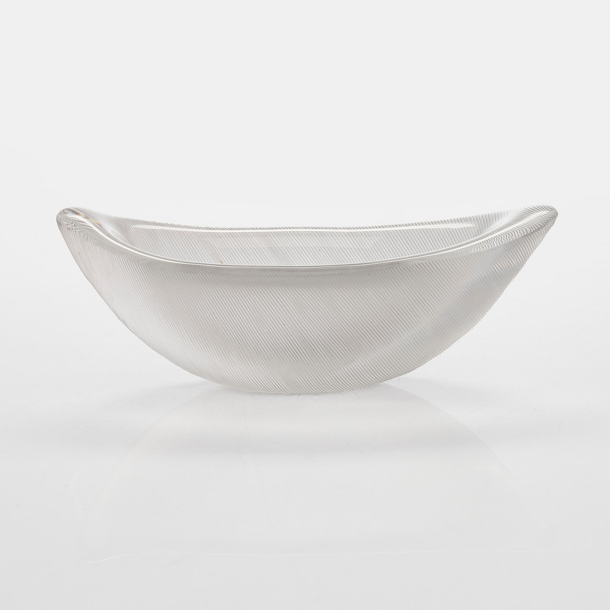 Tapio Wirkkala, taidelasi/malja, "Sulka", signeerattu Tapio Wirkkala Iittala -55.