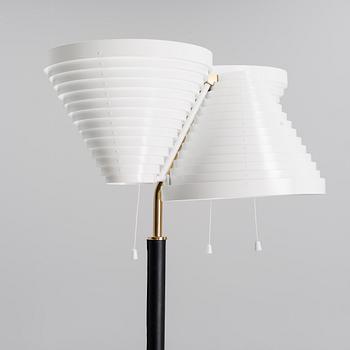 ALVAR AALTO, GOLVLAMPA, A809, Artek, Valaisinpaja.