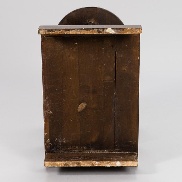 MAIJA HEIKINHEIMO, SIVUPÖYTÄ, "Apu 604", Asko. Malli muotoiltu 1934.