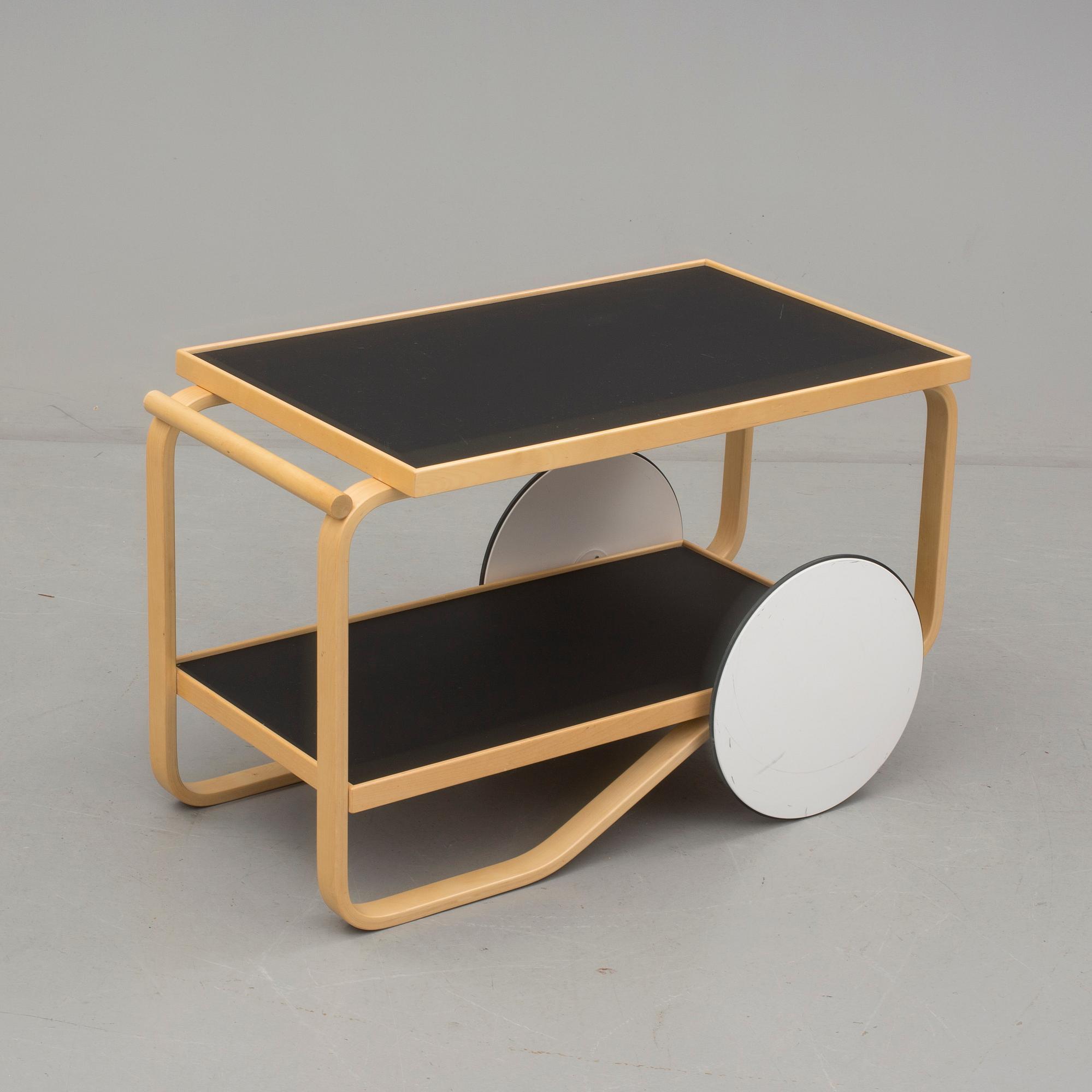 SERVERINGSVAGN/TEVAGN, modell 901, Alvar Aalto, Artek. 2000-tal.