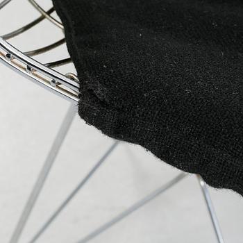 A pair of chairs, "DKR", by Charles & Ray Eames for Herman Miller, USA, around mid 20th century.