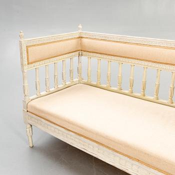 A painted Swedish Gustavian sofa around 1800.