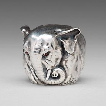 190. FABERGÉ, verkmästare Michael Perchin, Vodkakopp silver, S:t Petersburg 1908-17.