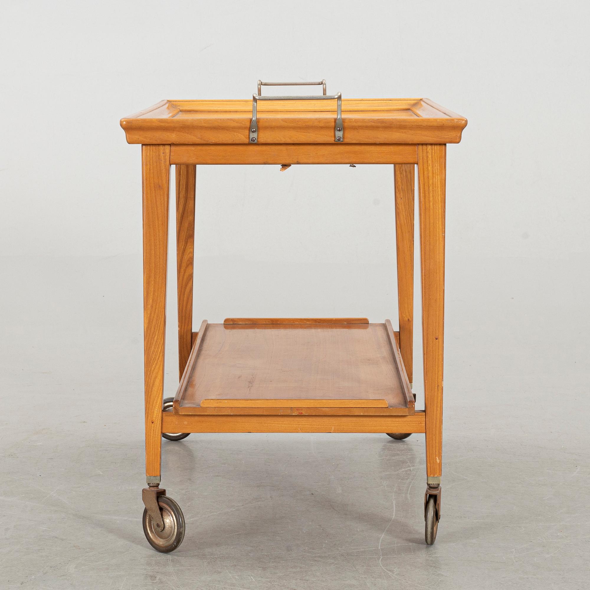 SERVERINGSVAGN, 1900-talets mitt/andra hälft.