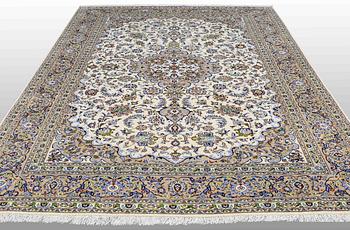 Carpet, Keshan, approx. 350 x 244 cm.