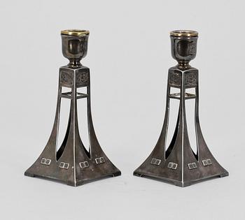 LJUSSTAKAR, ett par, WMF. Jugend 1900-talets början.