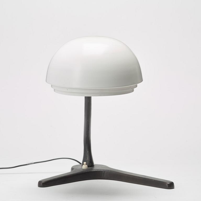 Alvar Aalto, bordslampa, Valaistustyö, Finland 1950-tal, modell A 704.