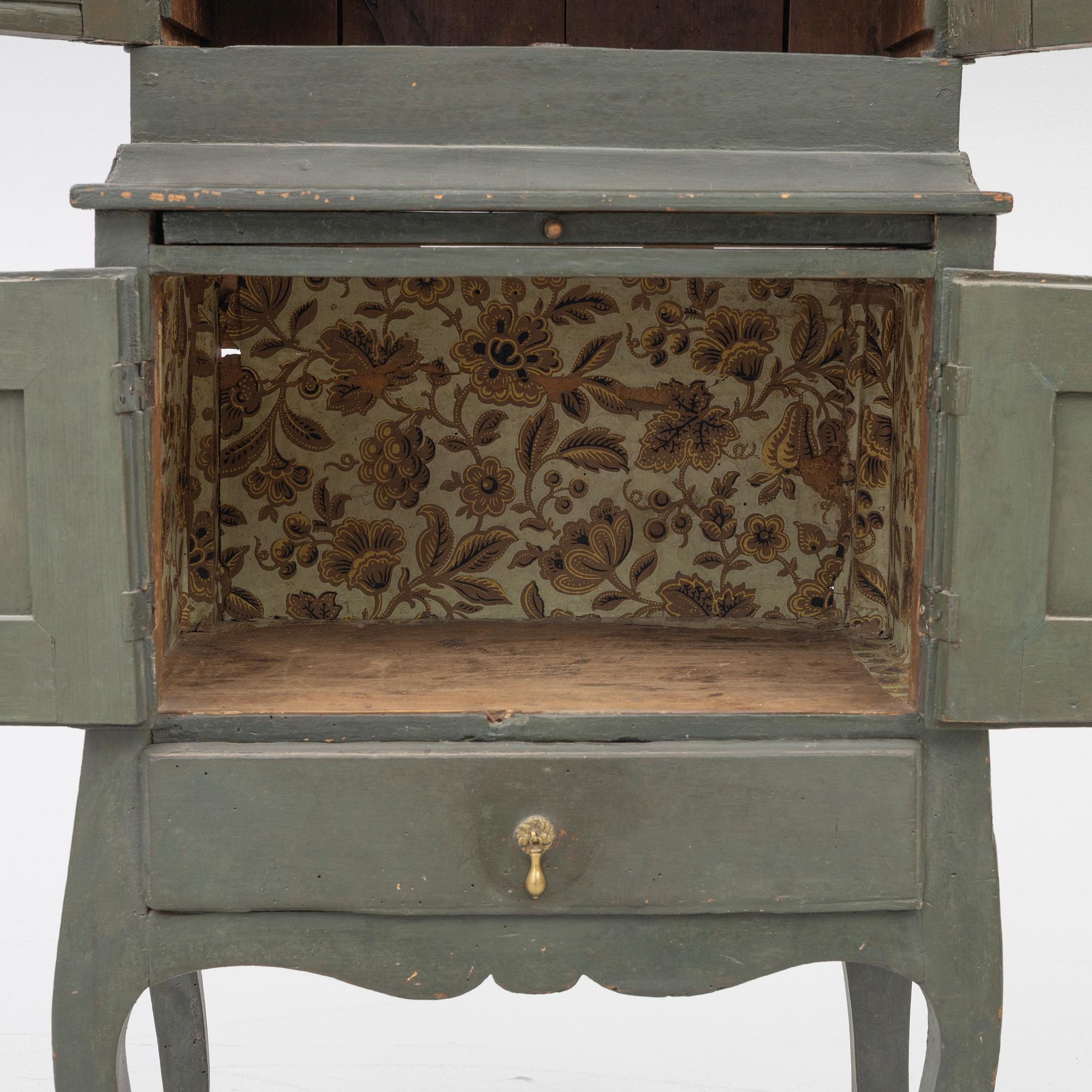 A painted cabinet, about 1800.