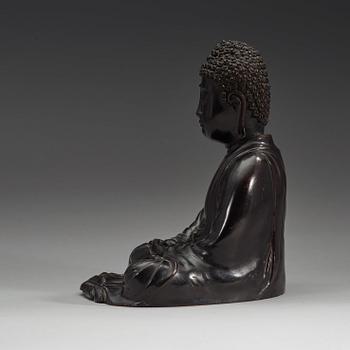 A Japanese bronze figure of buddha, Meiji (1868-1912).