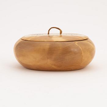 A birch box by Thore Sunna, before 1964, signed.