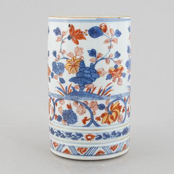 Mugg, porslin, Kina, Qingdynastin, Kangxi (1662-1722).