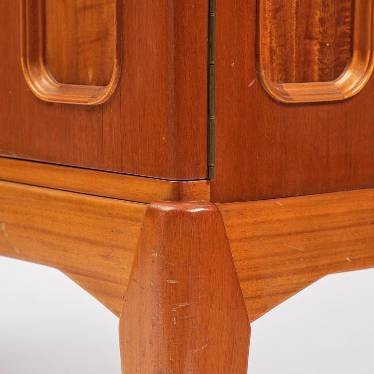 Carl Cederholm, a Swedish Modern cabinet, Stil & Form, Stockholm, 1940s-50s.