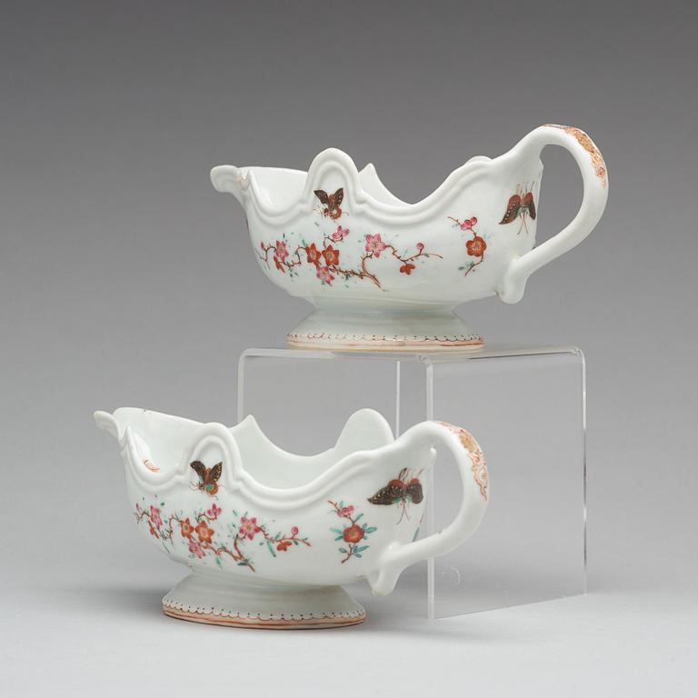 A pair of famille rose sauce boats, Qing dynasty, Qianlong (1736-95).