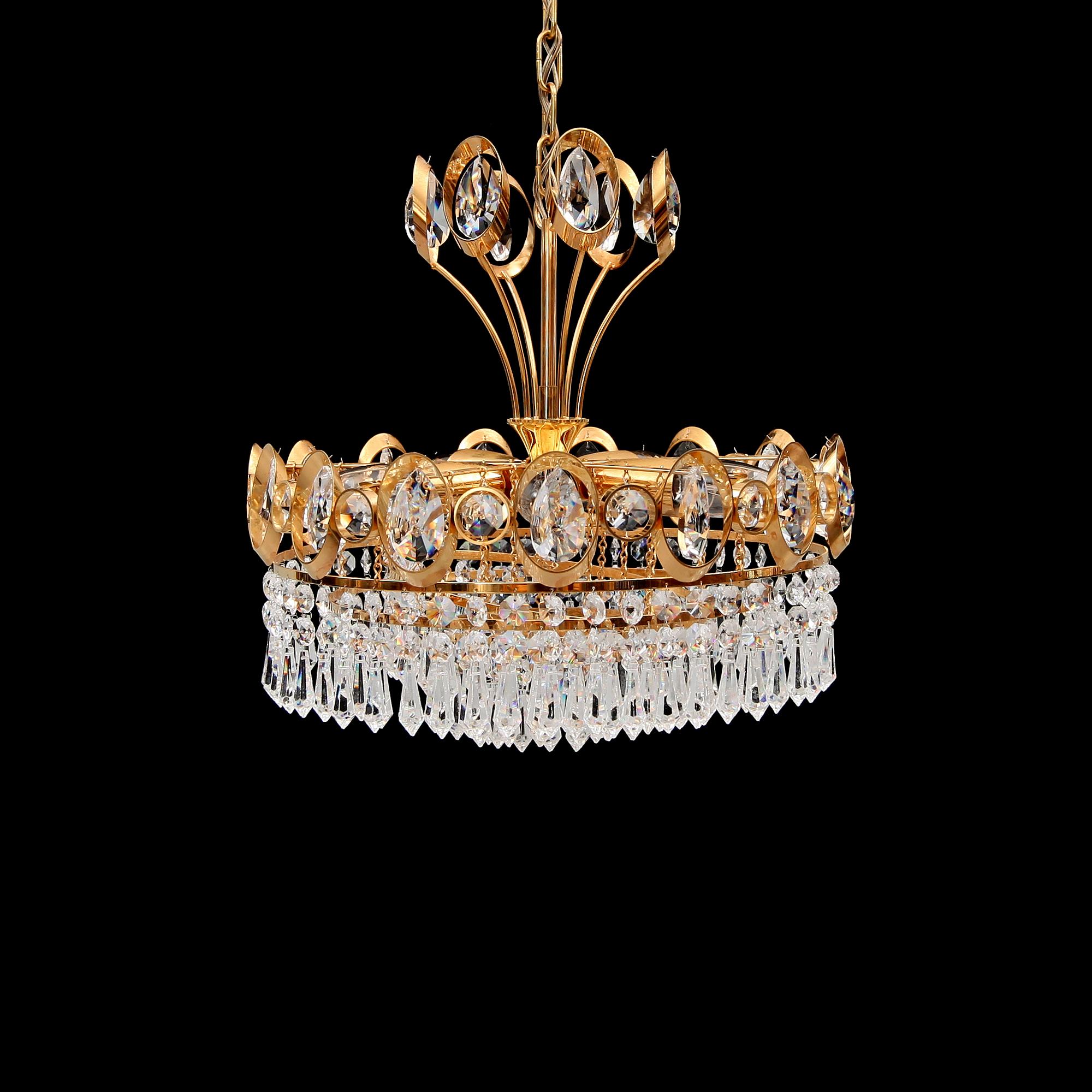 TAKLAMPA, sent 1900-tal. Diameter 35 cm.