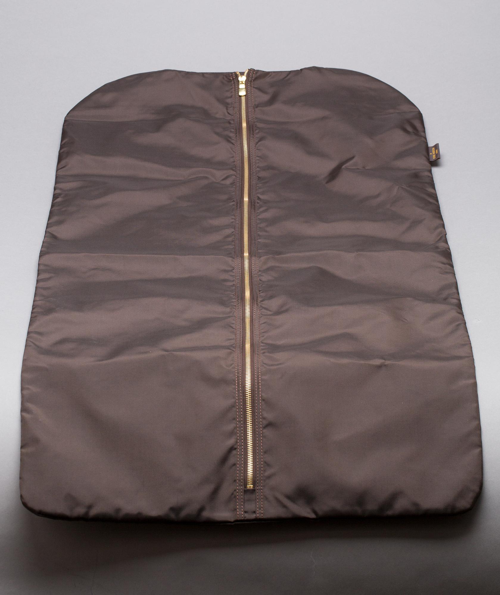 RESEGARDEROB, Louis Vuitton.