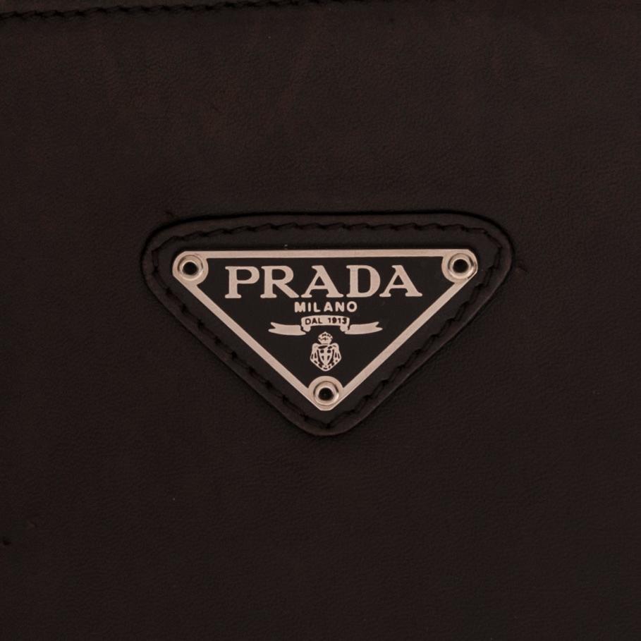 VÄSKA, Prada.