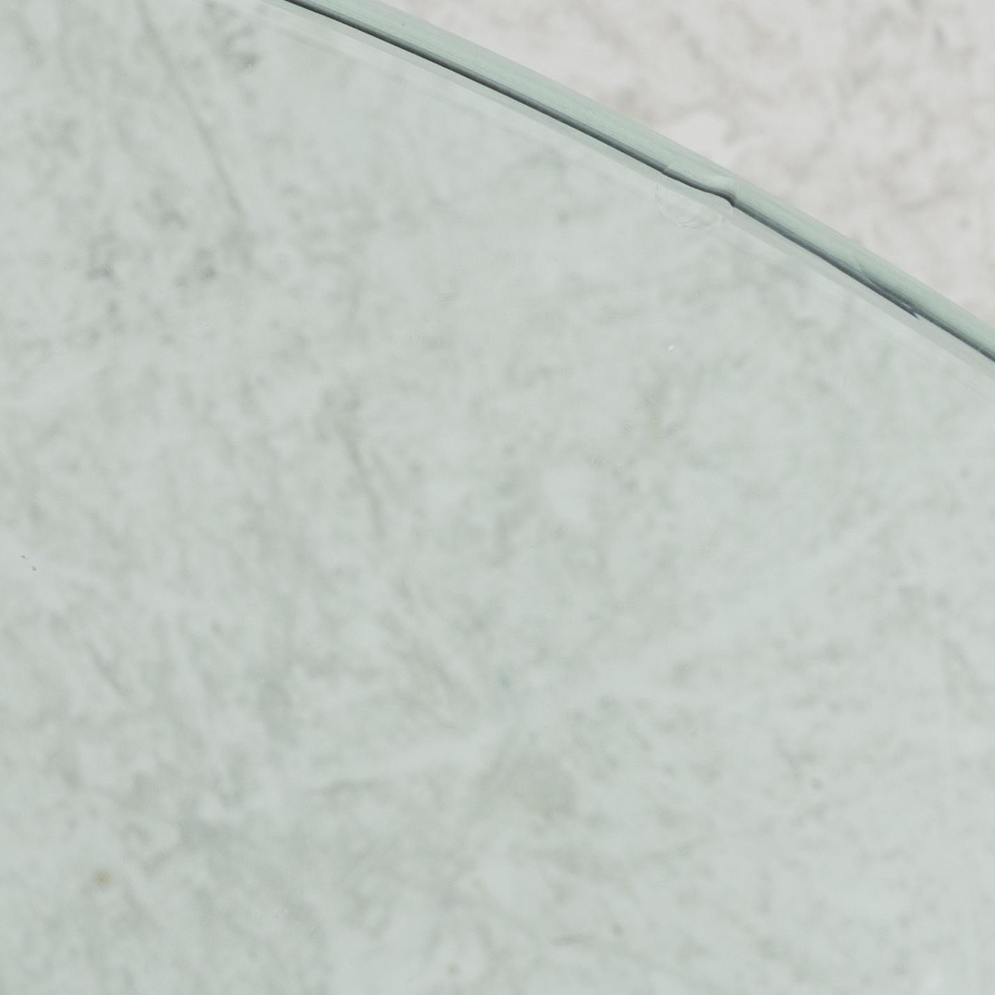 Soffbord, glas, samtida.