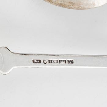 Cutlery, 17 pieces, silver, including Osuusliike Kultaseppä, Turku, Finland 1930.