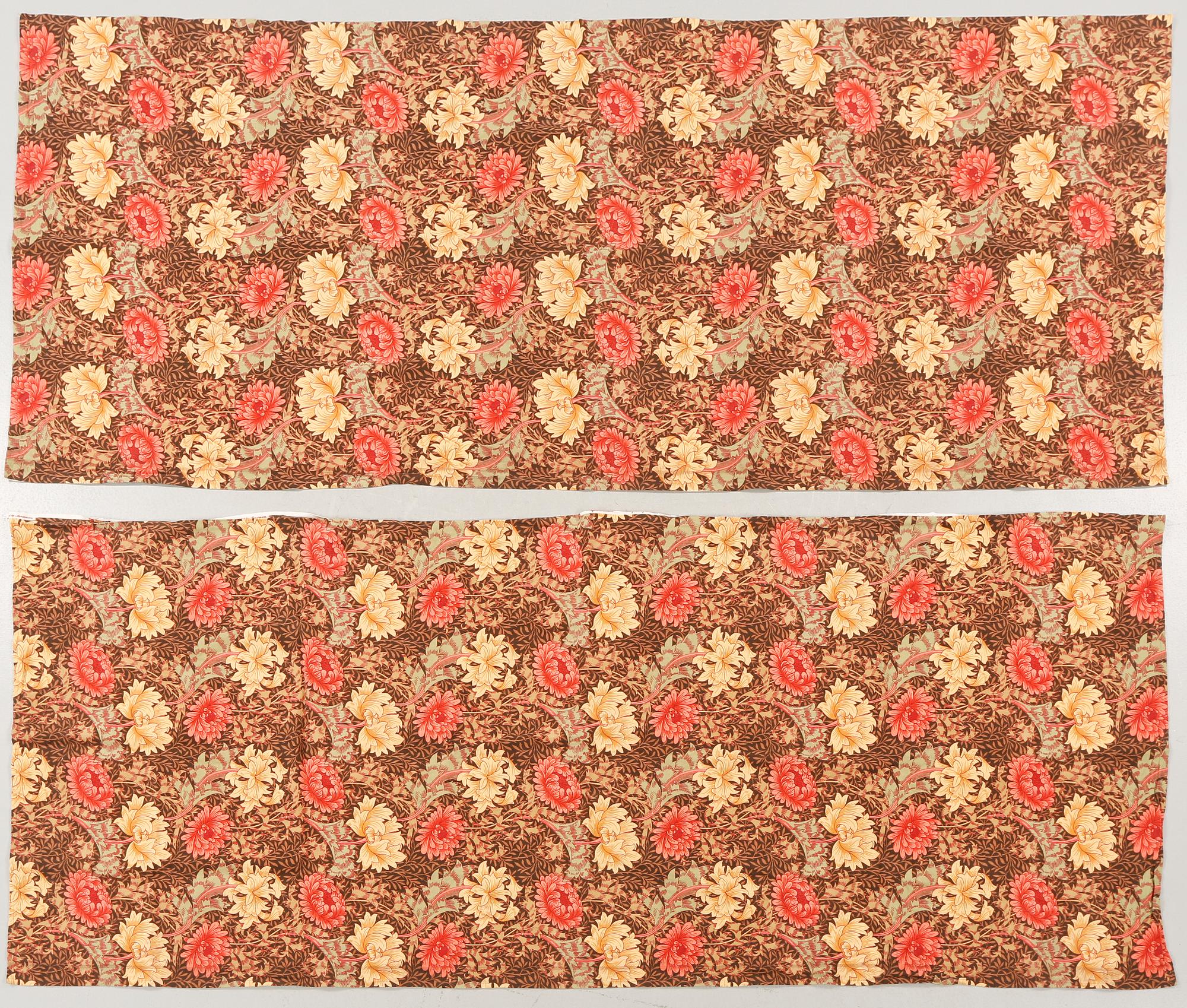 TYG/TYGVÅDER, ett par, "Chrysanthemum Minor", William Morris, omkring 2000.