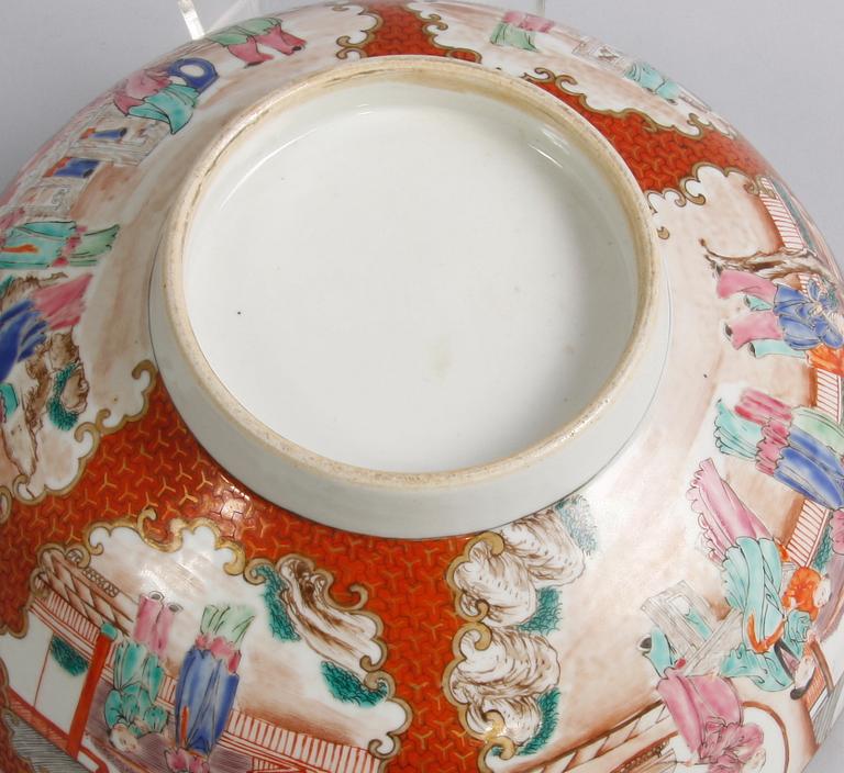 BÅLSKÅL, porslin. Kina 1800-tal.