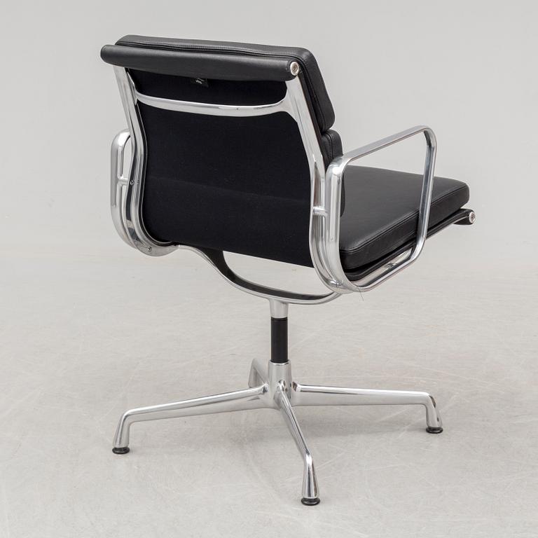 CHARLES & RAY EAMES, skrivbordssstol, "Soft Pad Chair EA 208", Vitra, omkring 2015.