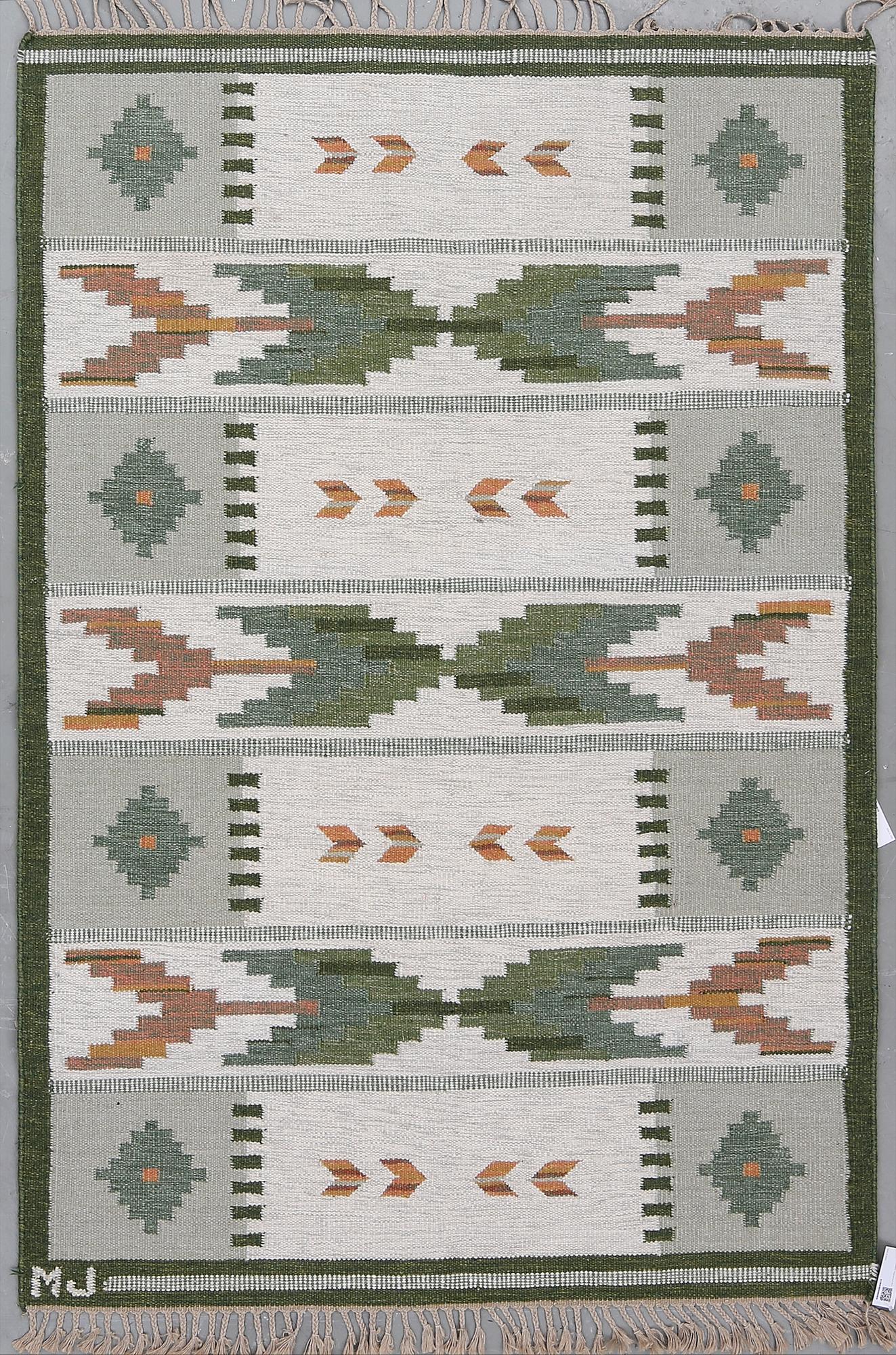 MATTA, rölakan, signerad MJ. Ca 203 x 137 cm.