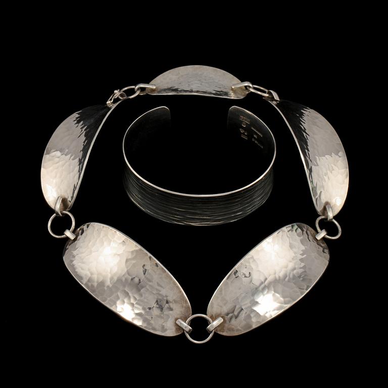 ARMBAND SAMT COLLIER, sterlingsilver, Gobi, Falköping, 1970-tal. Total vikt 121 g.