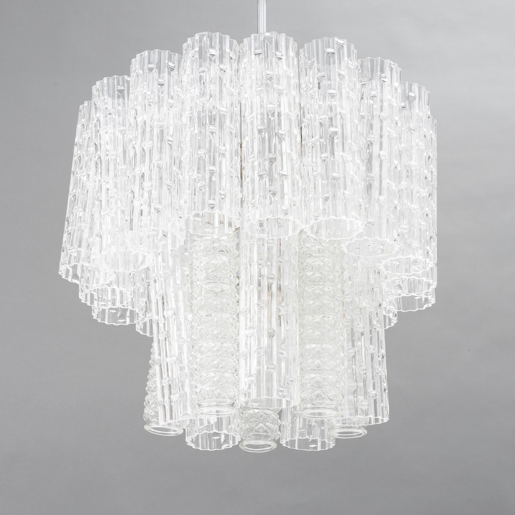A chandelier, late 20th Century.