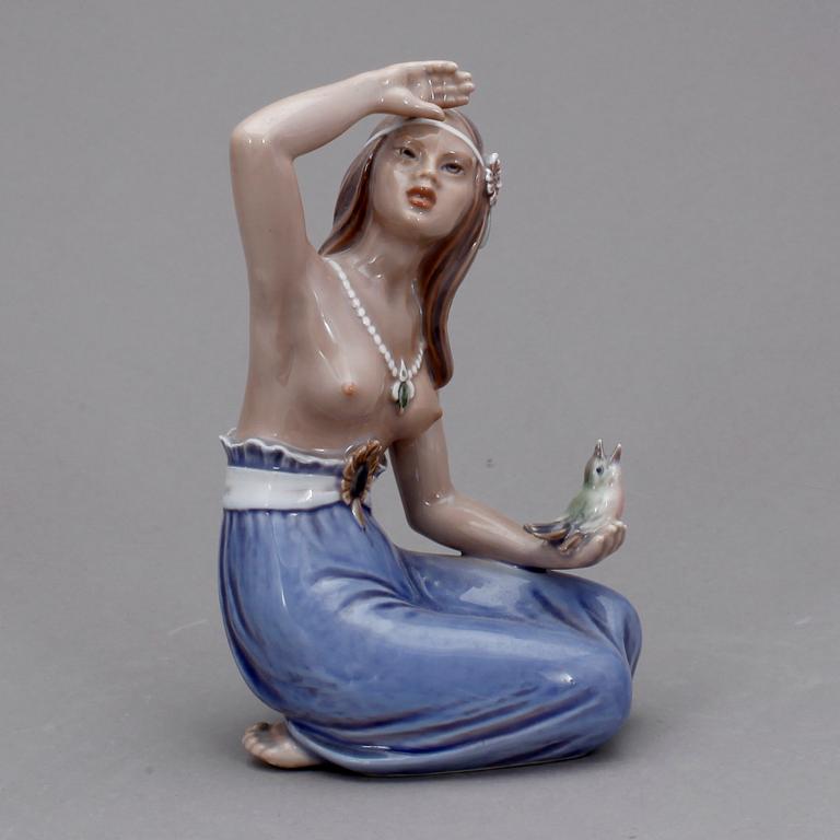FIGURIN, porslin, Dahl Jensen, Danmark, 1900-tal.