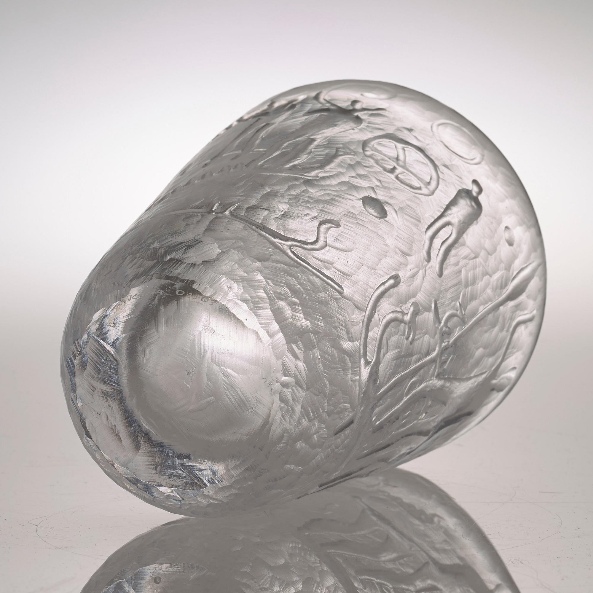 A Vicke Lindstrand glass vase, Kosta.
